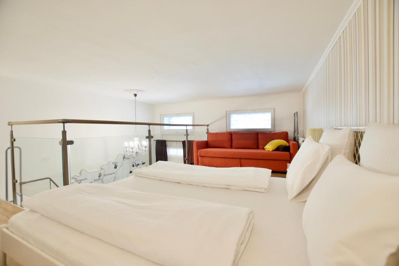 Standard Apartment By Hi5- Rose Street'S Home Budapest Eksteriør billede